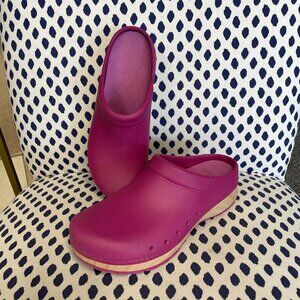 Dansko Fuchsia Mules